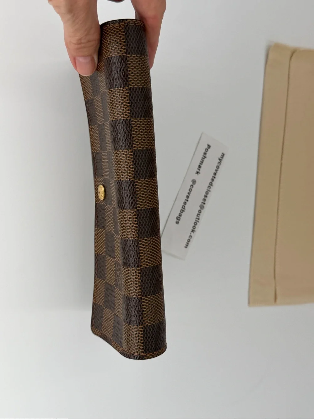 Authentic LV Emilie Wallet in Damier Ebene Excellent Condition - Picture 8 of 15